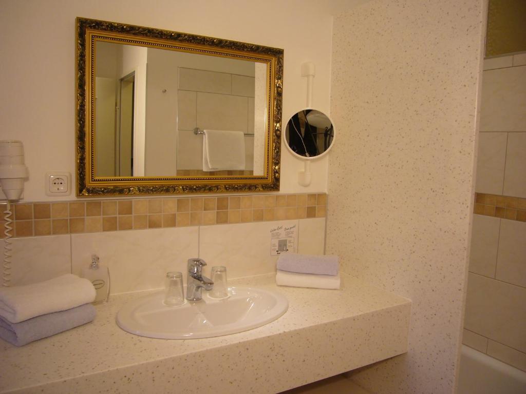 Klassik Hotel Am Tor Weiden in der Oberpfalz Habitación foto